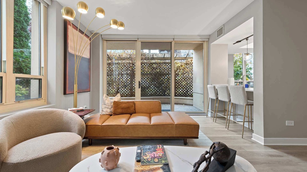 Photo of Livingroom in Rush and Division