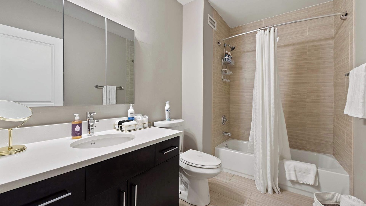 Photo of Bathroom in Rush and Division