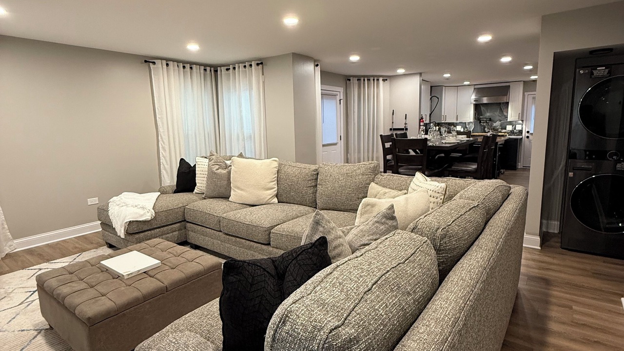 Photo of Livingroom in Bolingbrook