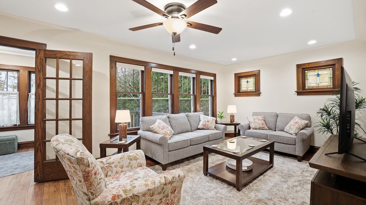 Photo of Livingroom in Wauwatosa