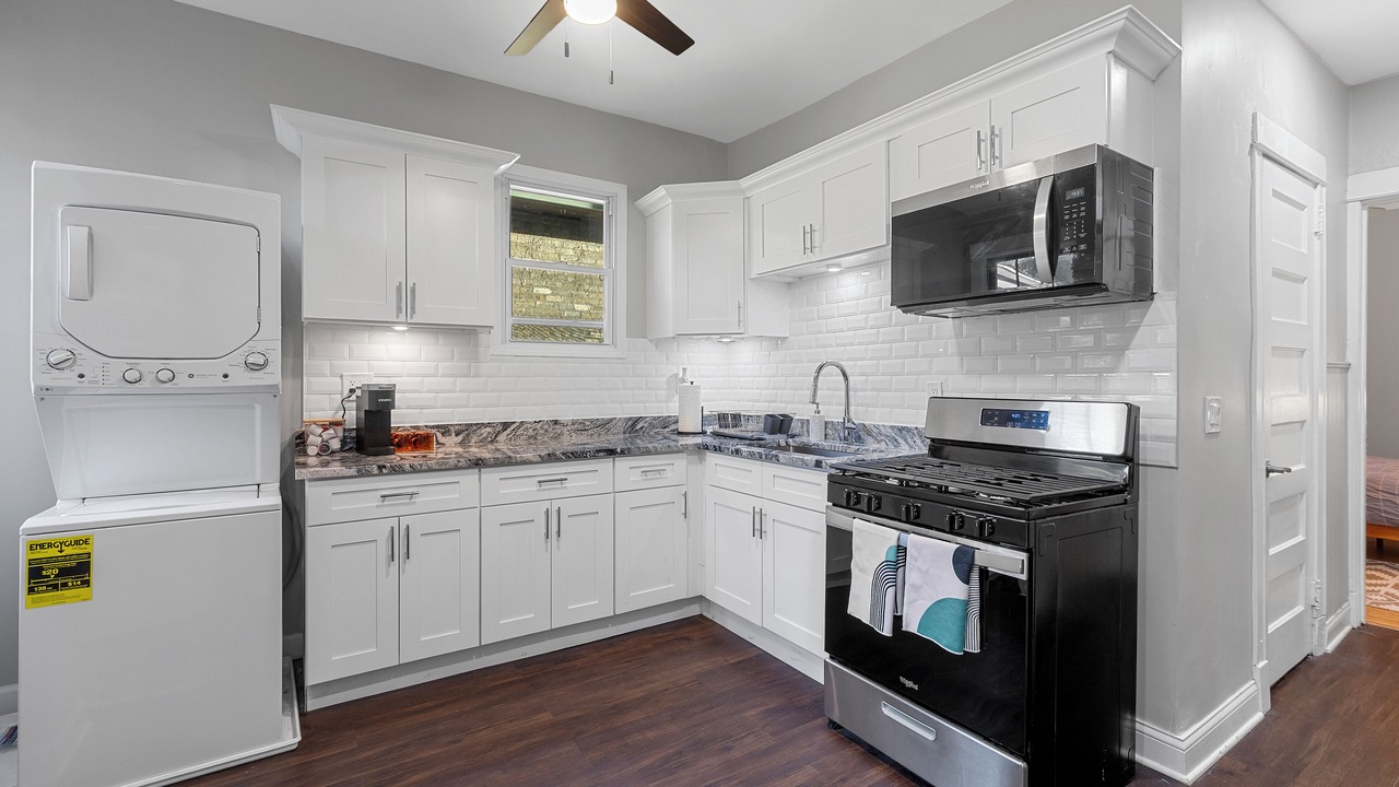 Photo of Kitchen in Old Irving Park