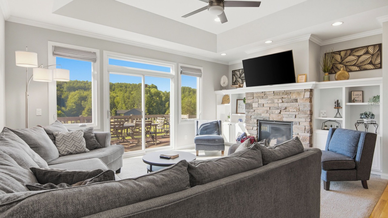 Photo of Livingroom in Mayfield
