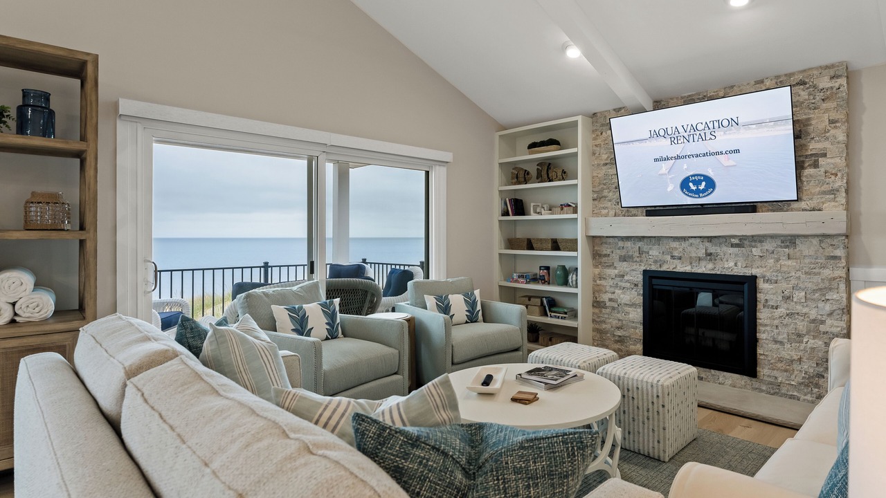 Photo of Livingroom in Ferrysburg