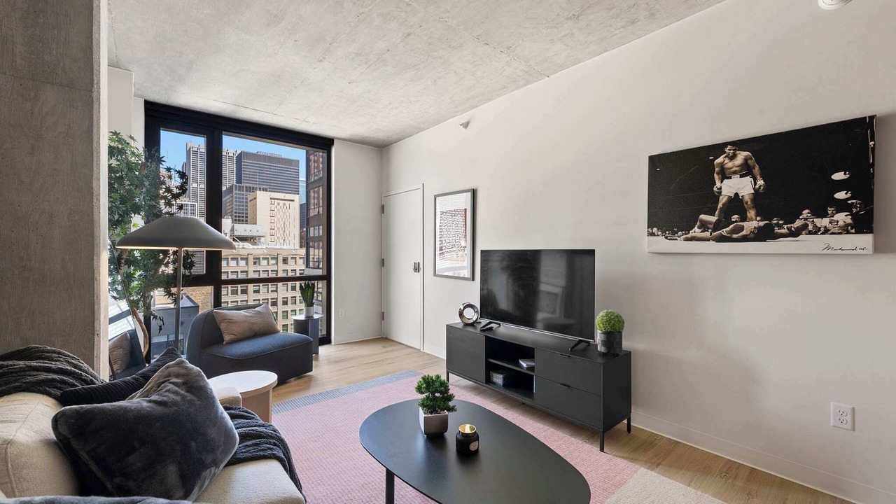 Photo of Bedroom in The Loop