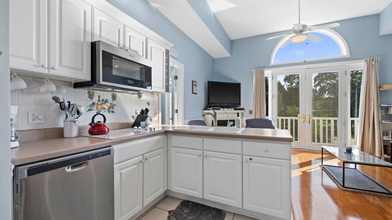 Photo of Kitchen in Lake Geneva