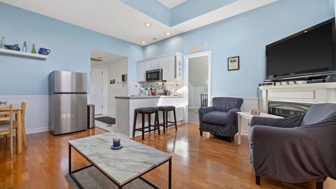 Photo of Livingroom in Lake Geneva
