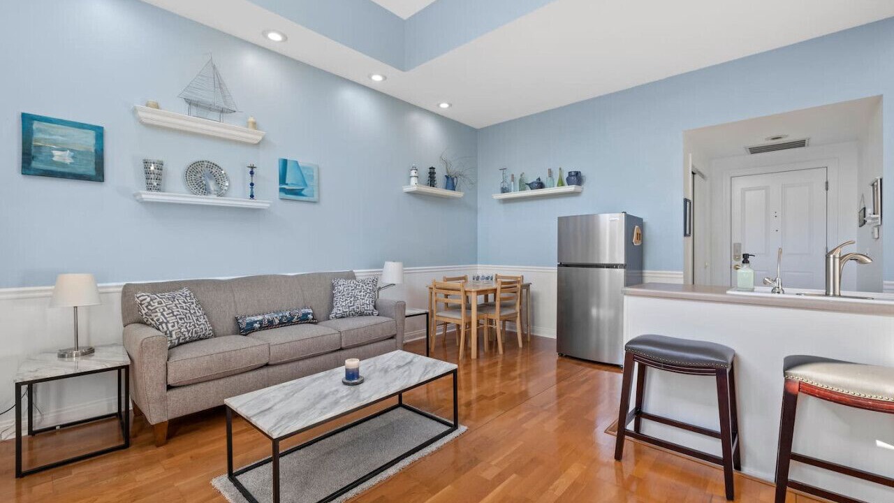 Photo of Livingroom in Lake Geneva