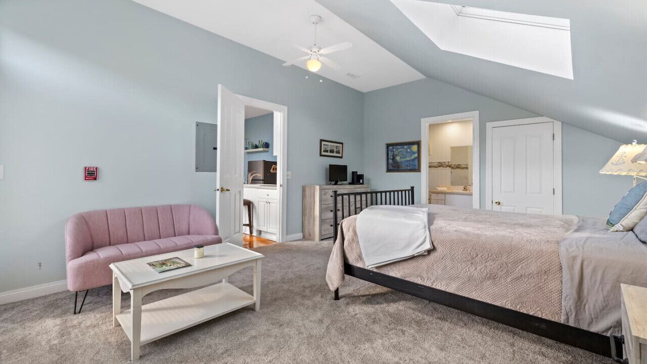 Photo of Bedroom in Lake Geneva