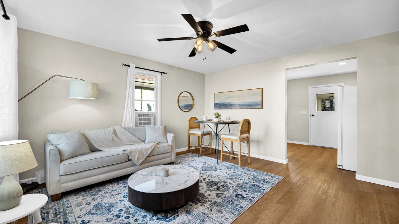Photo of Livingroom in Peoria Heights