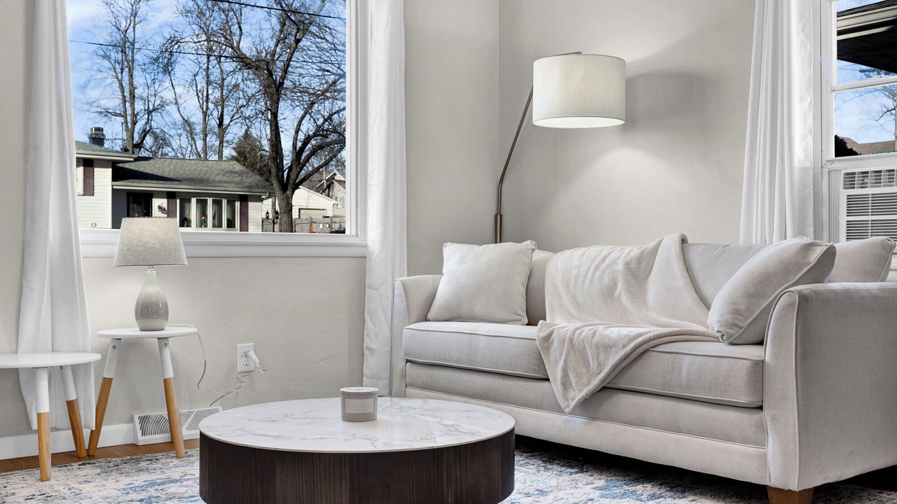 Photo of Livingroom in Peoria Heights