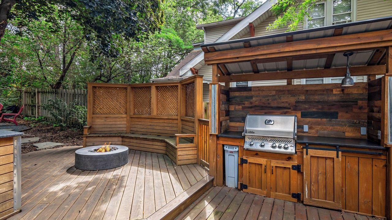 Photo of Patio Balcony in Fox River Grove