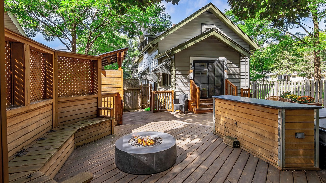 Photo of Patio Balcony in Fox River Grove