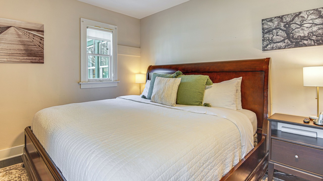 Photo of Bedroom in Fox River Grove