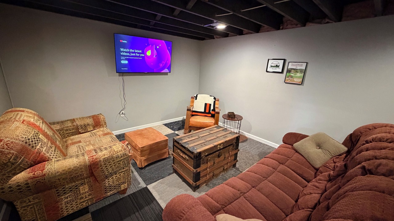 Photo of Livingroom in Dyersville