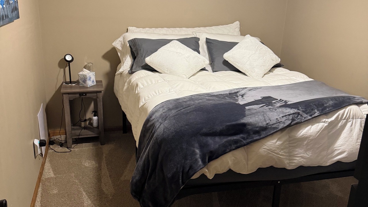 Photo of Bedroom in Ontonagon
