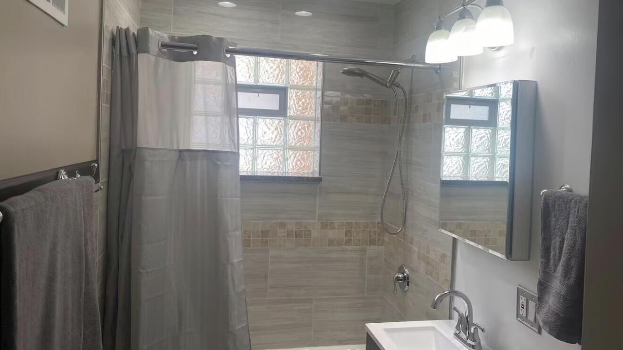 Photo of Bathroom in Skokie