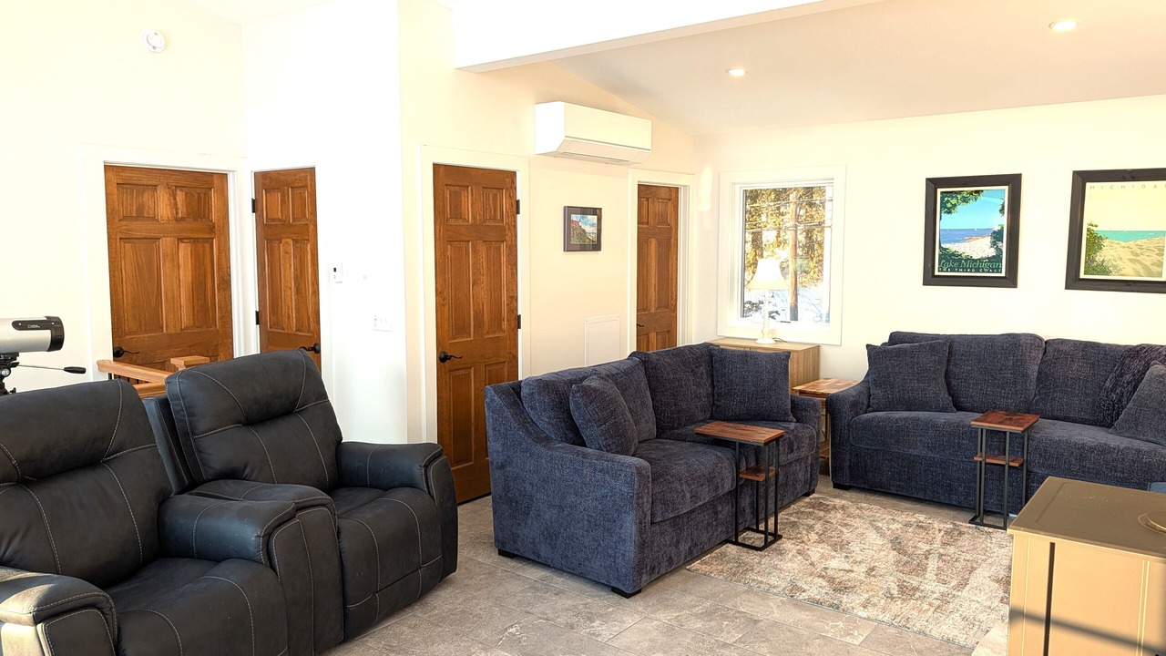 Photo of Livingroom in Lake Township