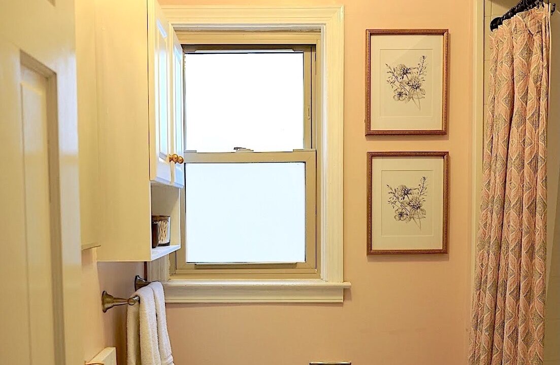 Photo of Bathroom in Elmhurst