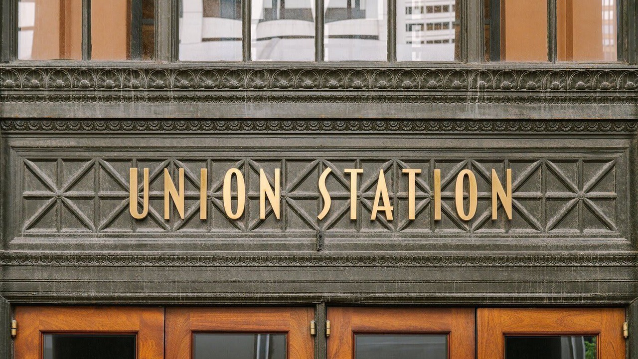Photo of Others in West Loop Gate