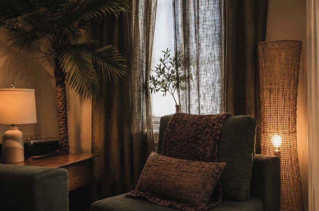 Photo of Livingroom in West Town