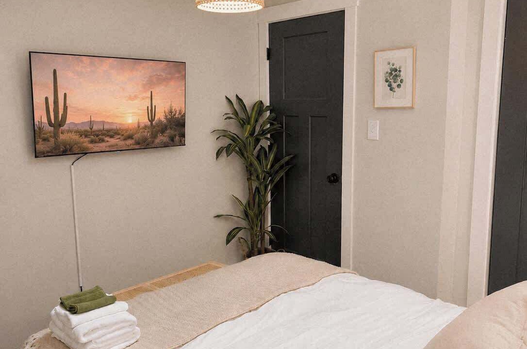 Photo of Bedroom in West Town