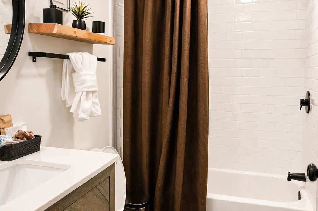 Photo of Bathroom in West Town