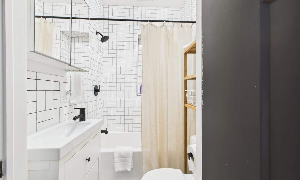 Photo of Bathroom in West Town