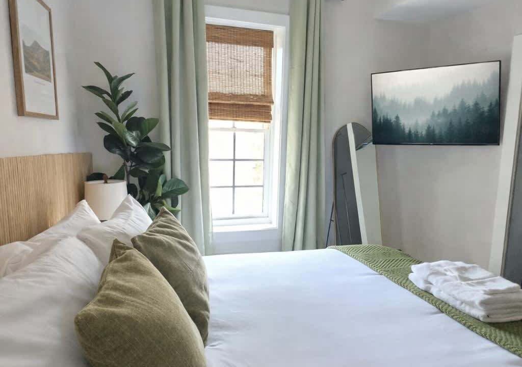 Photo of Bedroom in West Town