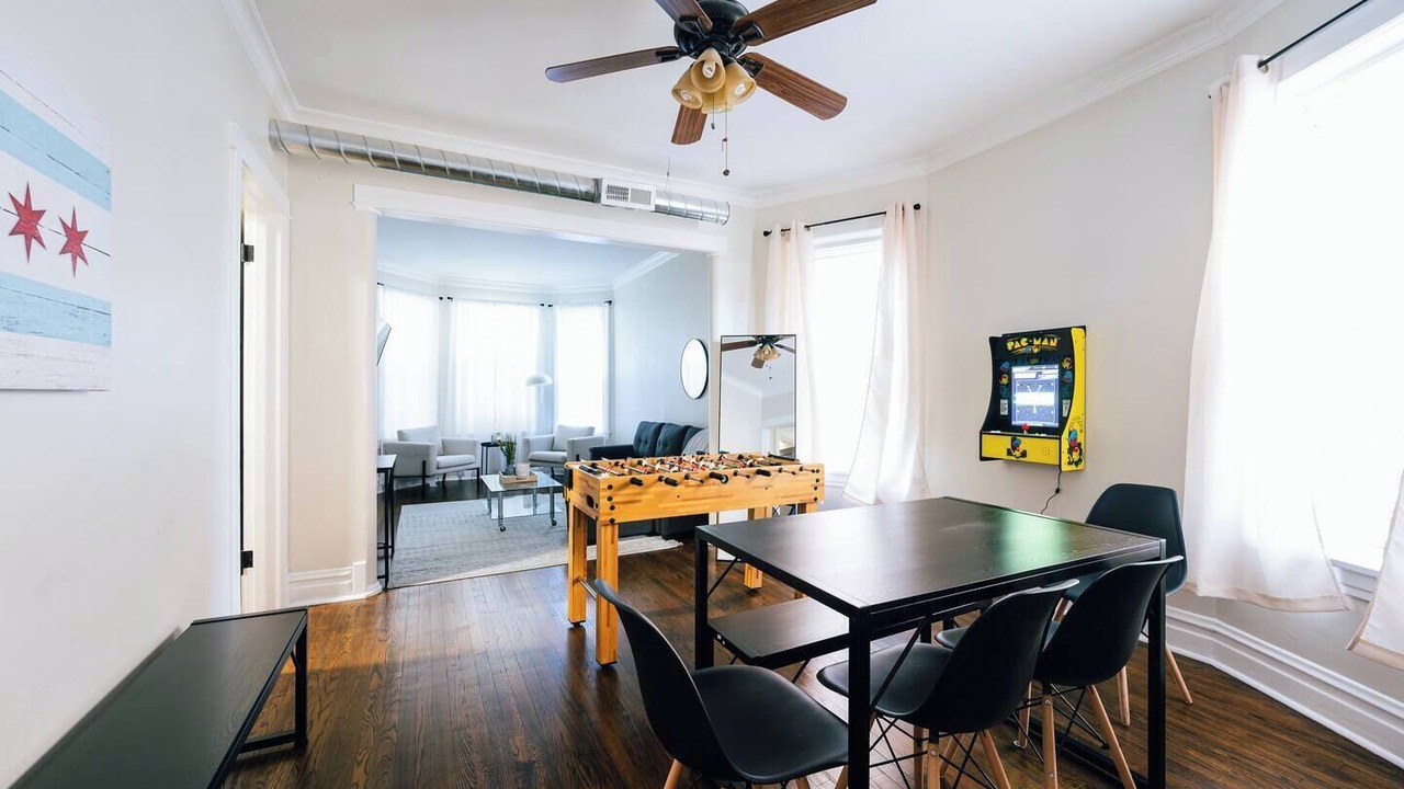 Photo of Bedroom in Logan Square