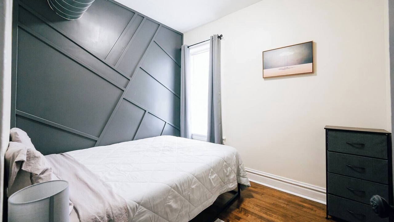 Photo of Bedroom in Logan Square