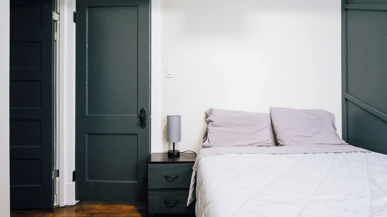 Photo of Bedroom in Logan Square