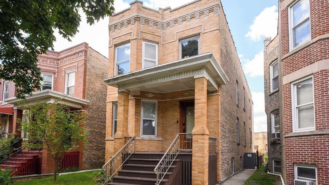 Photo of Outdoor in Logan Square
