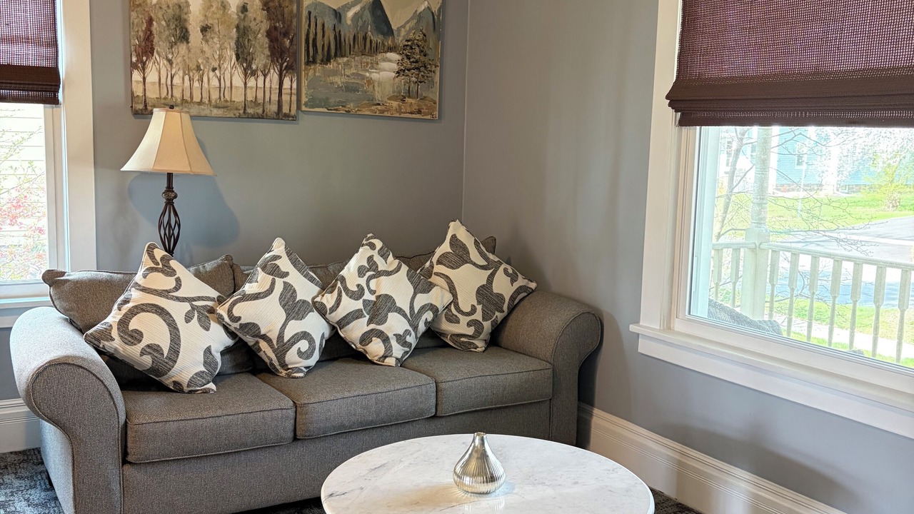 Photo of Livingroom in Saline