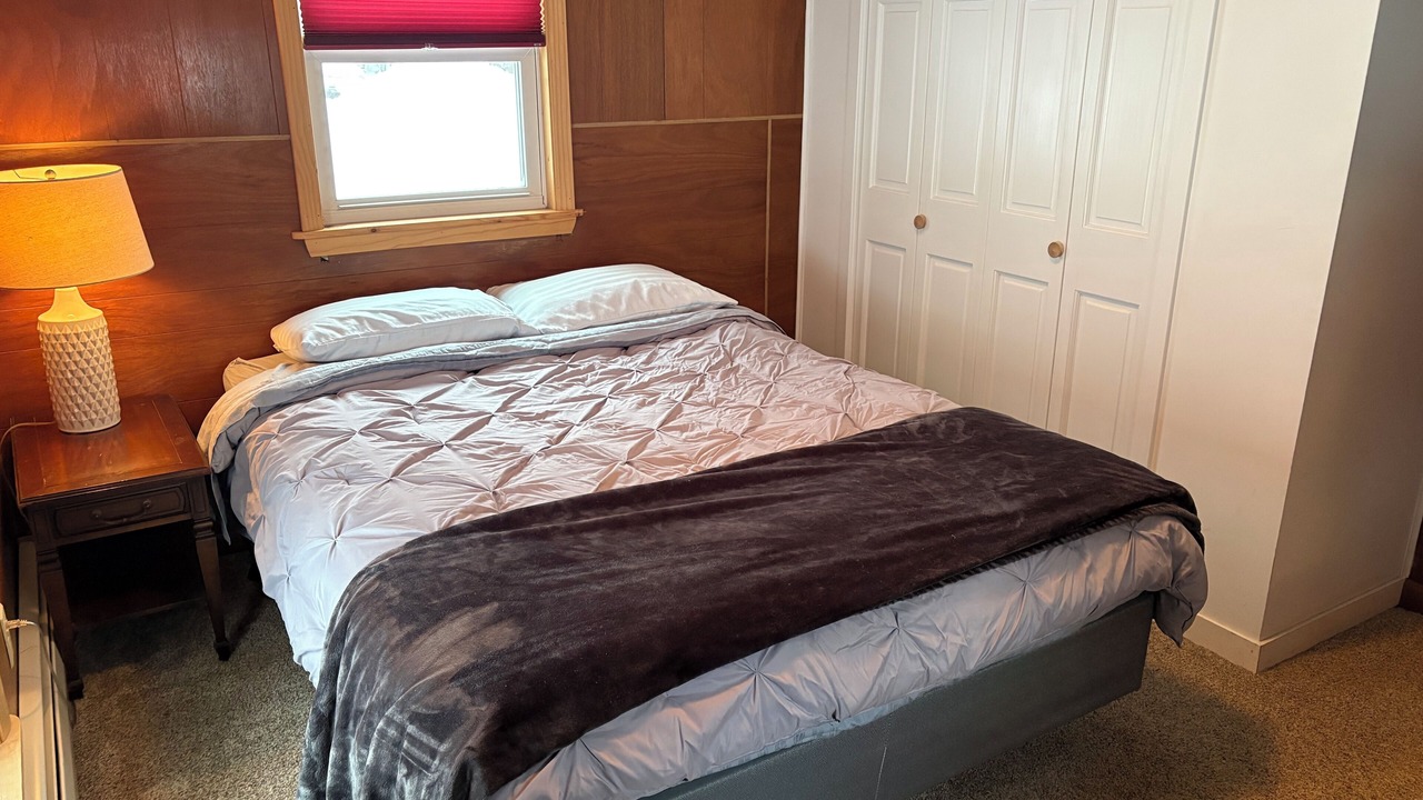 Photo of Bedroom in Grand Marais