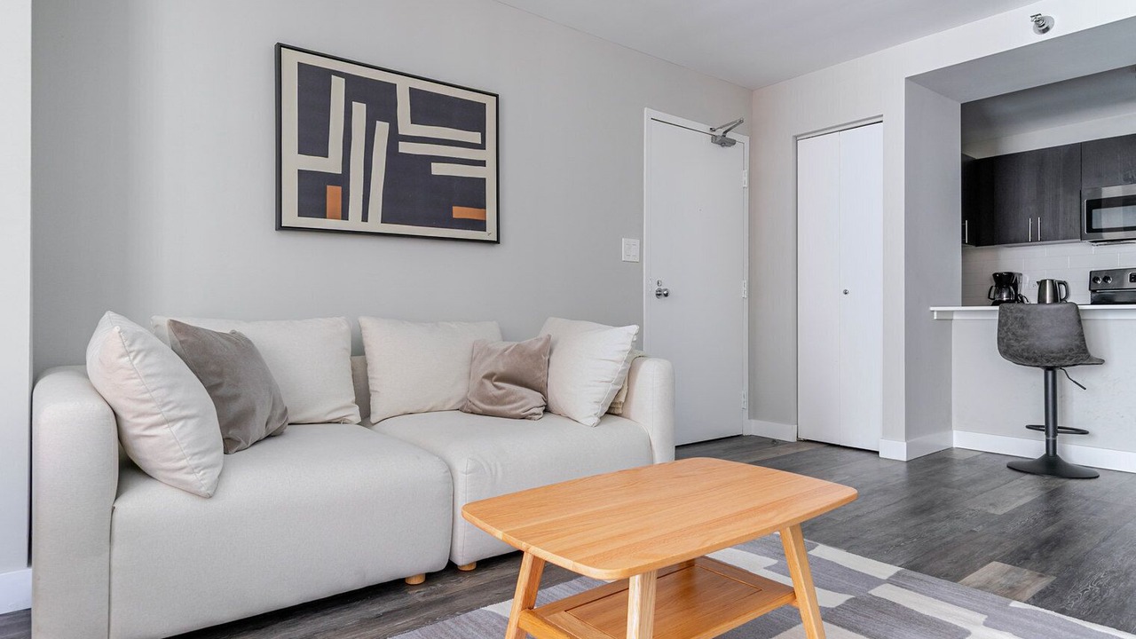 Photo of Livingroom in Rush and Division