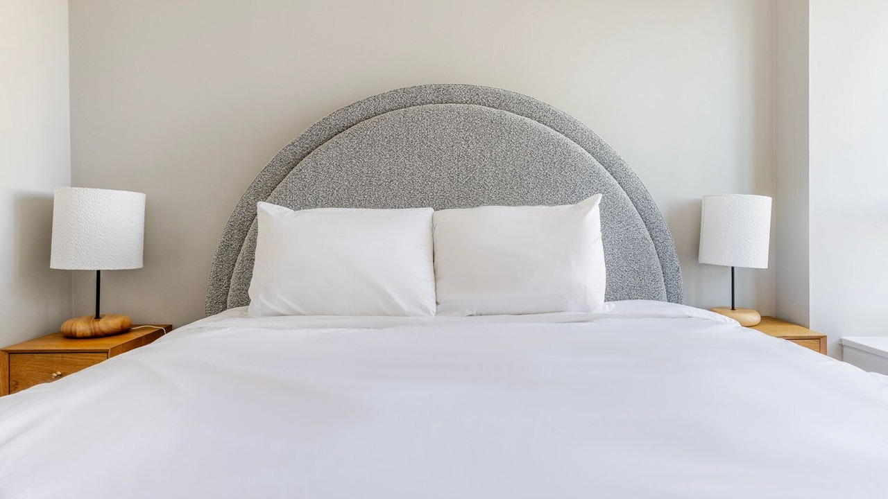 Photo of Bedroom in Lake View East