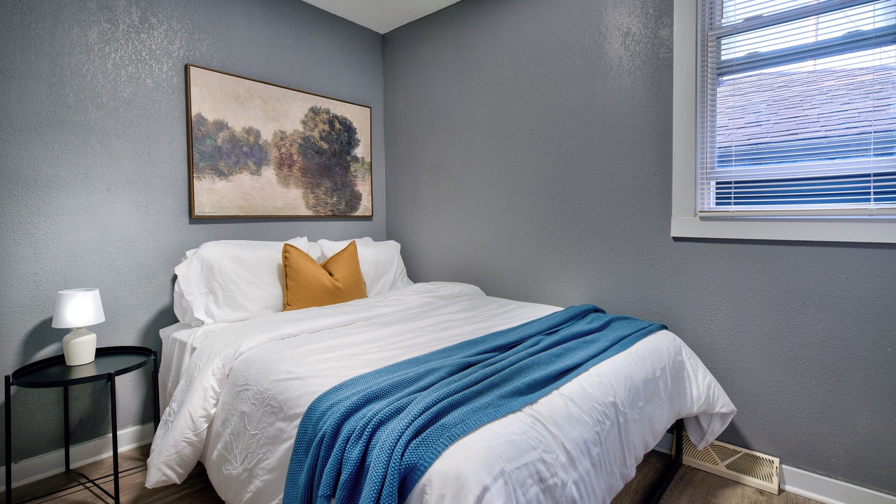 Photo of Bedroom in Milwaukee