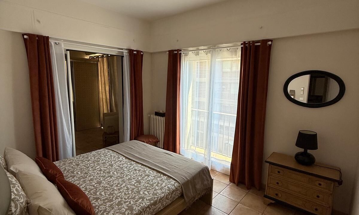 Photo of Bedroom in Hotel-de-Ville