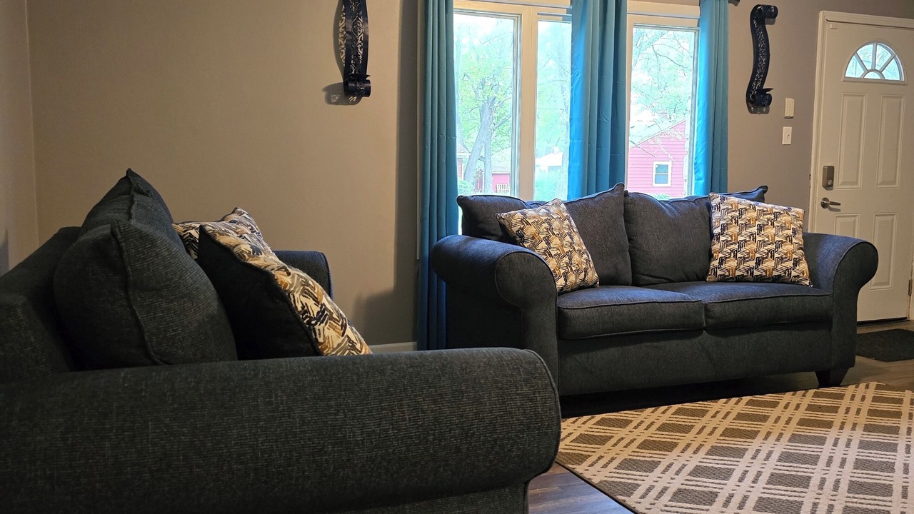 Photo of Livingroom in Sauk Village