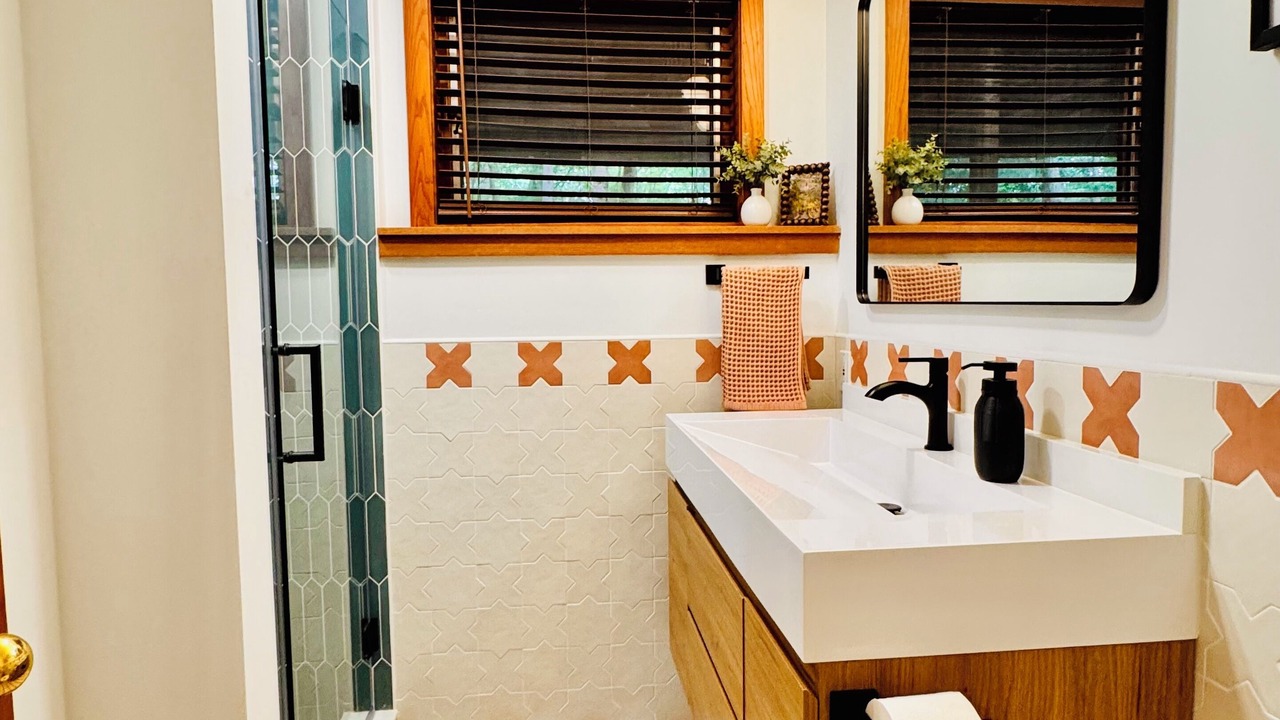 Photo of Bathroom in Grand Beach