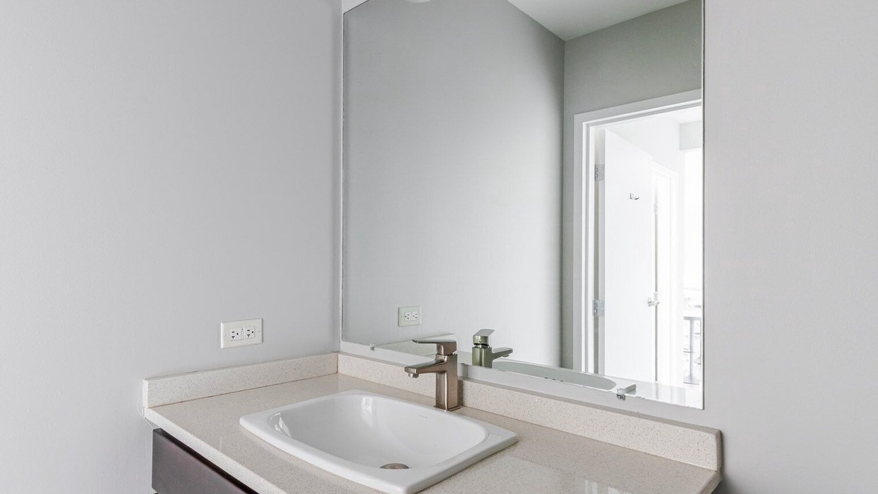 Photo of Bathroom in Near North Side