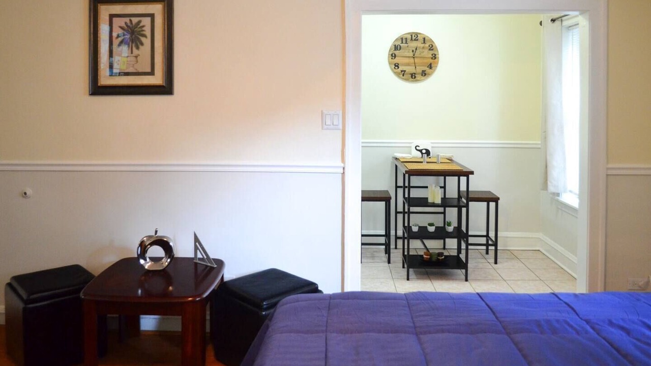 Photo of Bedroom in Lakeview
