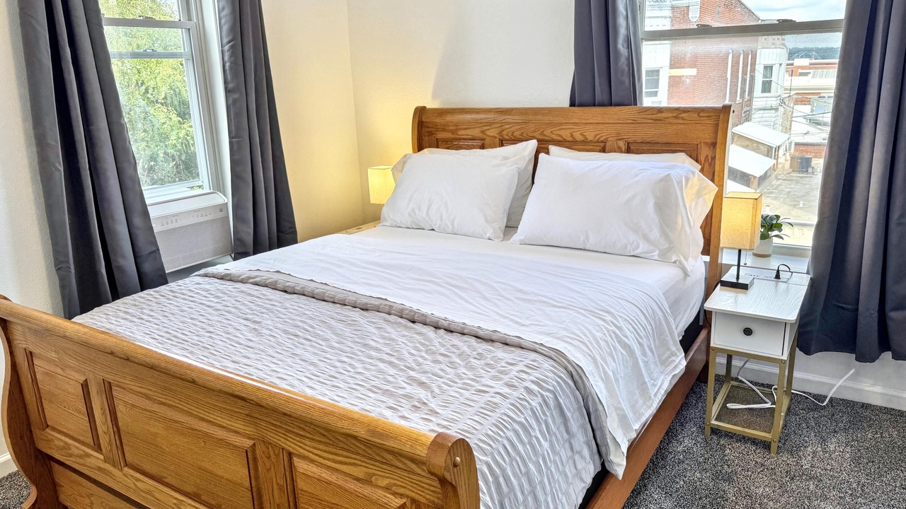 Photo of Bedroom in Dubuque