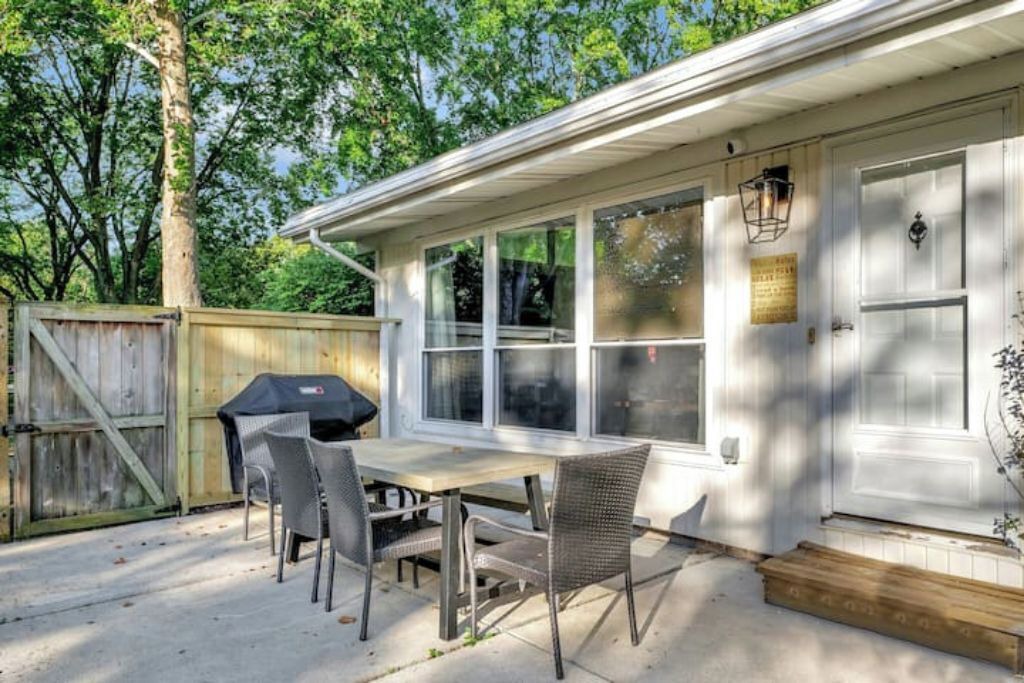 Photo of Outdoor in Urbana