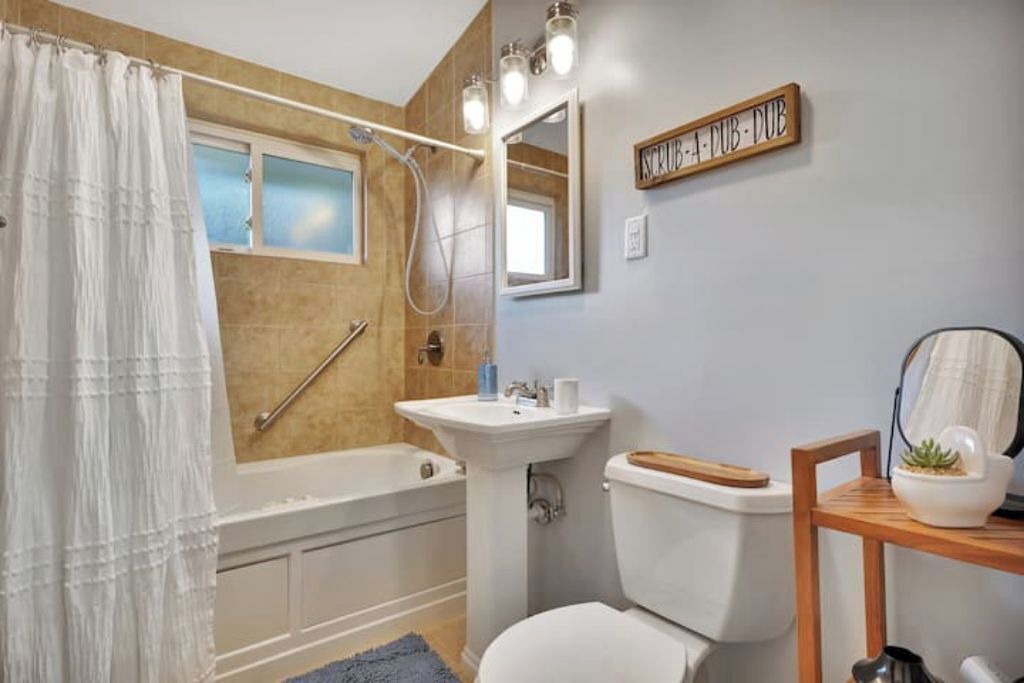 Photo of Bathroom in Urbana