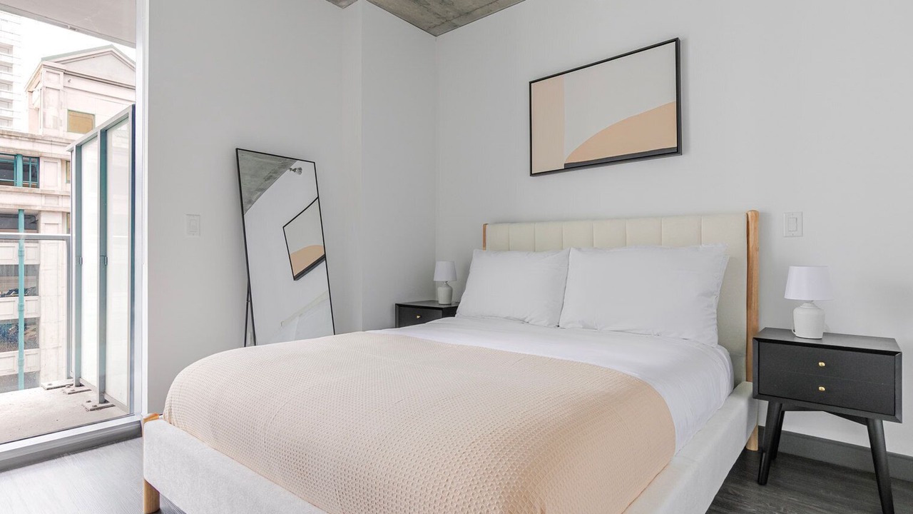 Photo of Bedroom in Downtown Chicago