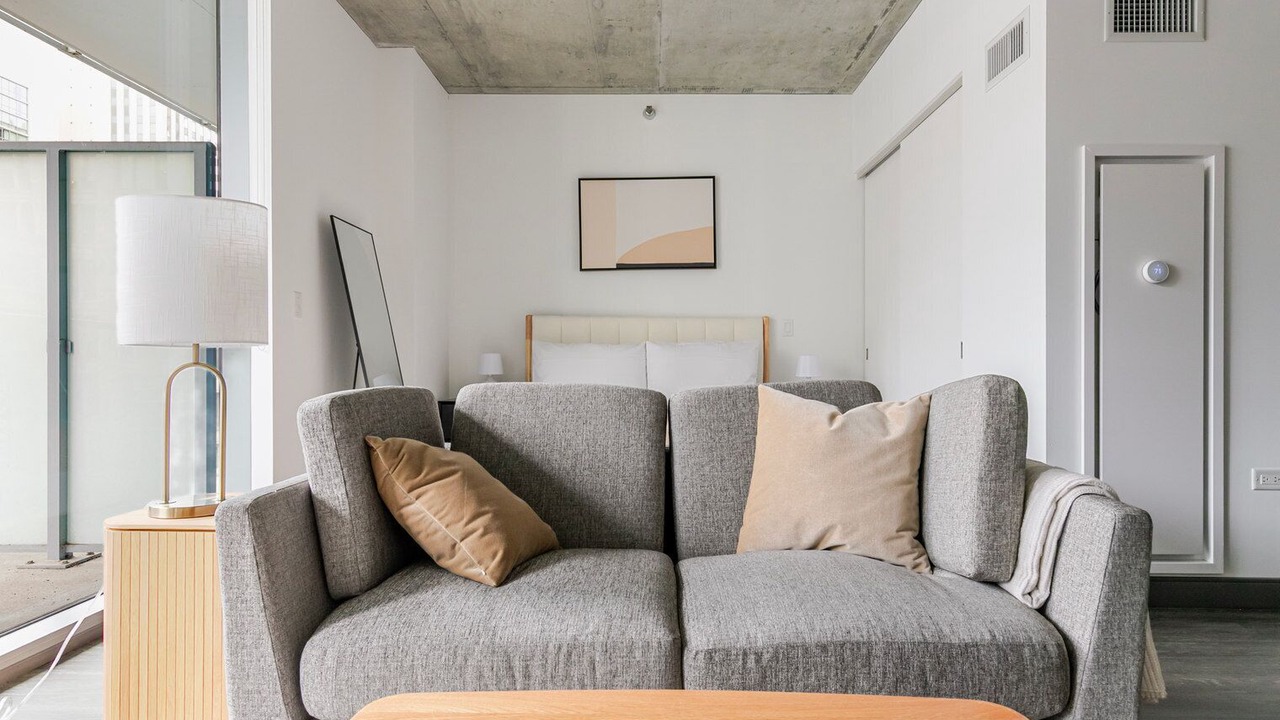 Photo of Livingroom in Downtown Chicago