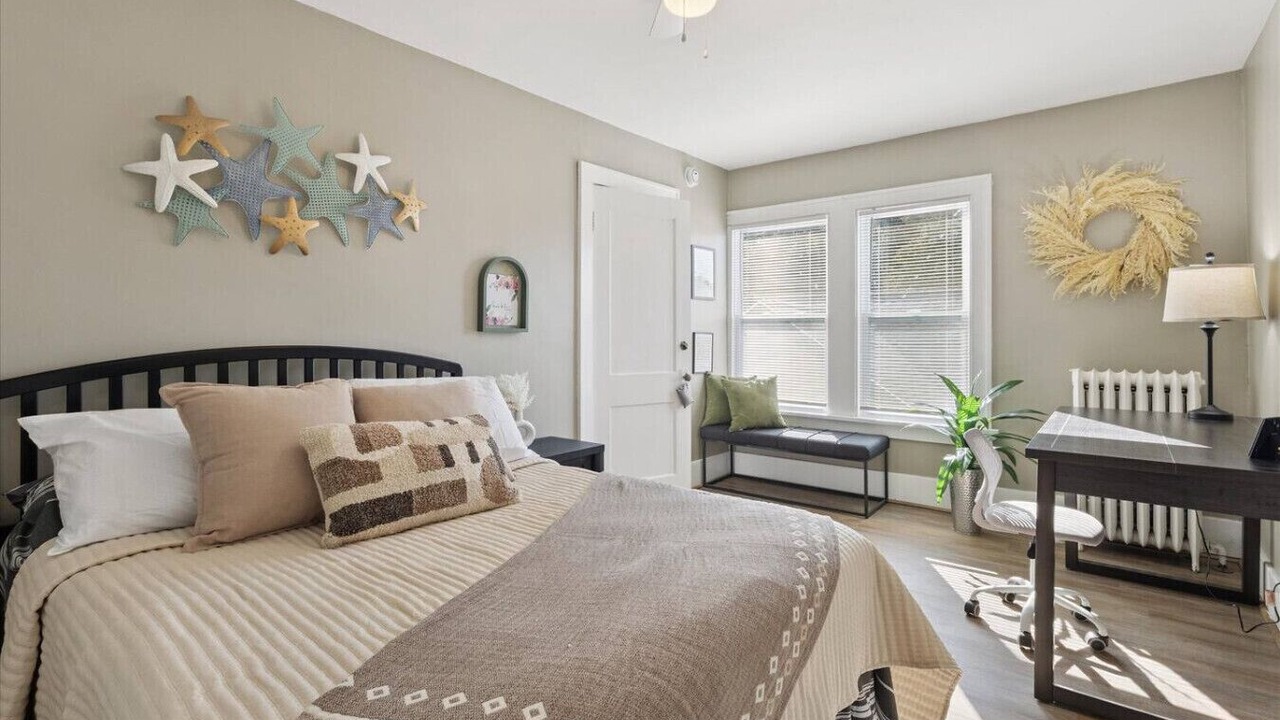Photo of Bedroom in John Ball Park