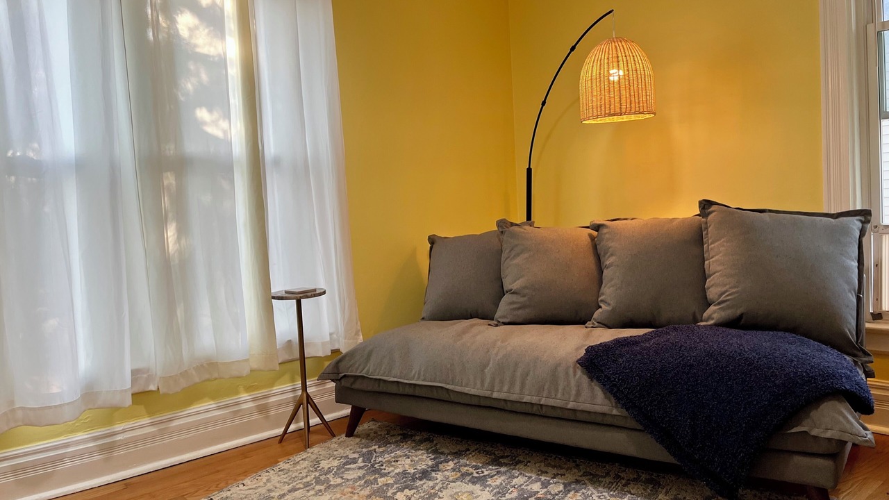 Photo of Livingroom in Ypsilanti