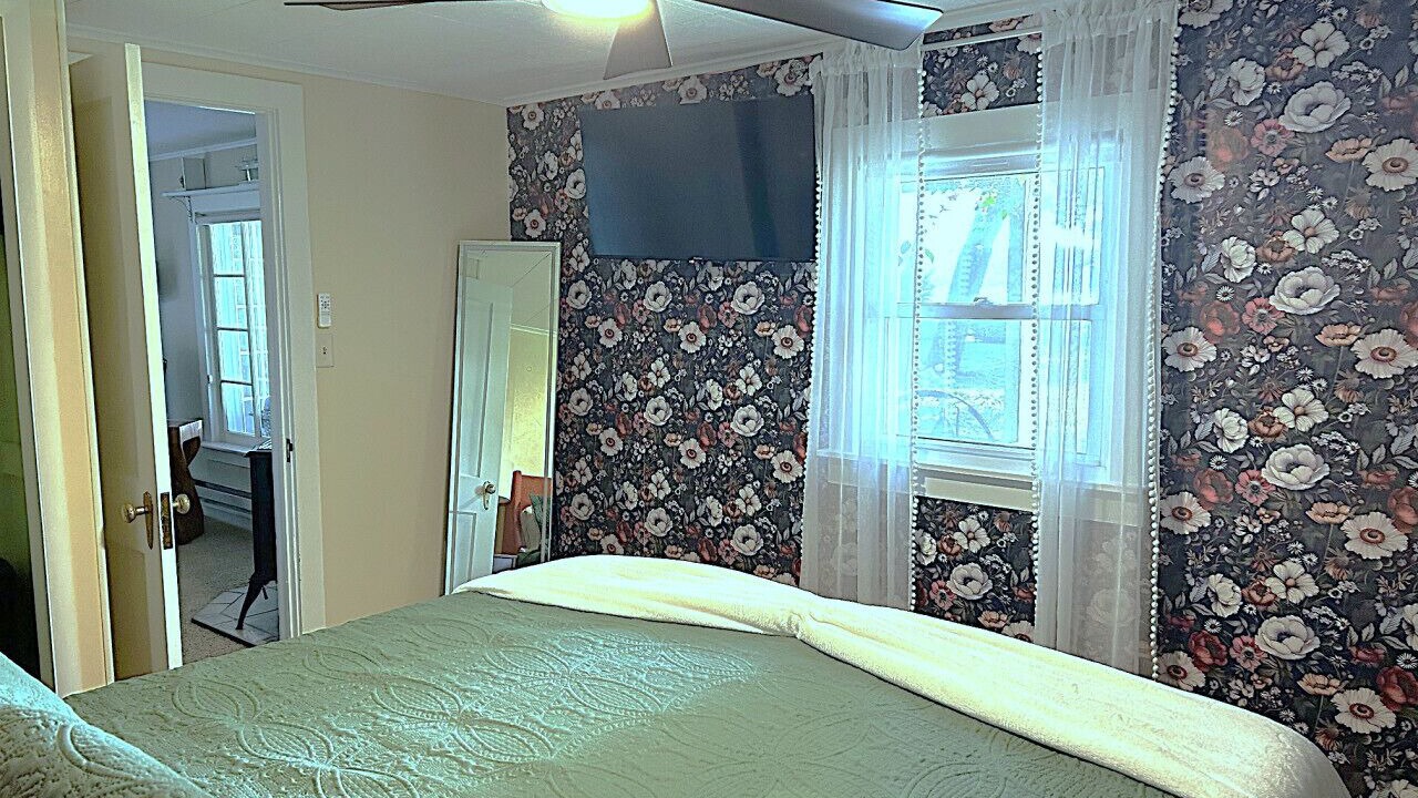 Photo of Bedroom in Gowen
